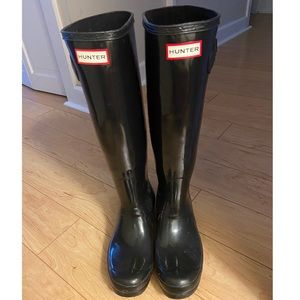 Black Hunter Boots